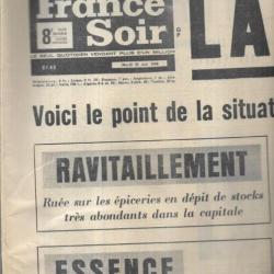 mai 1968 journal france soir 21 mai , la crise , essence, banques, ravitaillement, grèves, renault 4