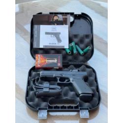 Vends nouveau modèle du Glock 17 Gen 5 SV (Steel Version) PAK 9mm de chez Umarex