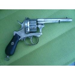 très beau et rare revolver type CHAINEUX à  12 coups calibre 7 mm à broche  signé Eugène LEFAUCHEUX