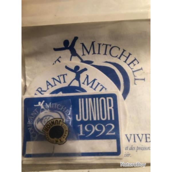 1 pin's Mitchell 1992 courant Mitchell junior pche ancien collection PROMO