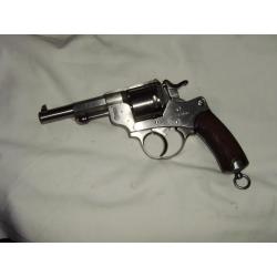 Superbe exemplaire de Revolver modèle 11,73 mm St Etienne Millésime 1881