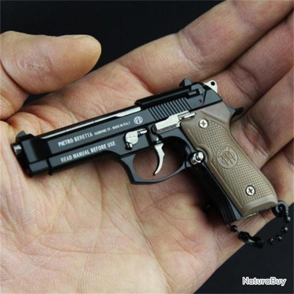 Pistolet BERETTA 92F  l'chelle 1:3 reproduction miniature en porte clef. Imitation fidle en Mtal