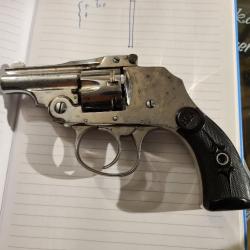 Joli revolver Hopkins & Allen calibre 32 S&W
