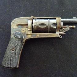 Beau revolver 6mm velodog jaspé en bon état
