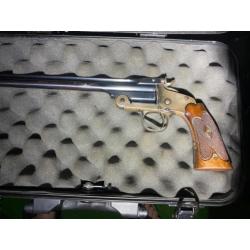 Smith et Wesson 22 long rifle