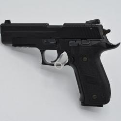 Pistolet SIG SAUER P226 (Calibre: .22 lr.)