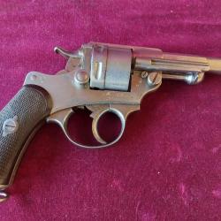 Revolver réglementaire  modèle  1873 Chamelot  delvigne  de 1881.