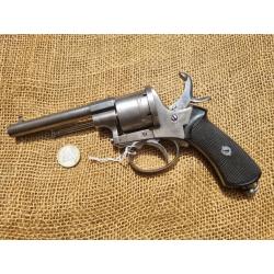 Bon revolver lefaucheux calibre 9 mm à broche en tres bon état et 100% Fonctionnel