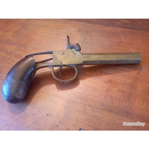 Pistolet  coffre en bronze de marine  restaurer.
