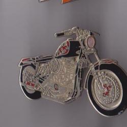 Pin's Moto Style Indian Harley ? Belle Piece Ref 680a