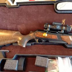 Carabine browning maral calibre 3006 avec point rouge aimpoint 9000sc 4 MOA et montage rapide leupol