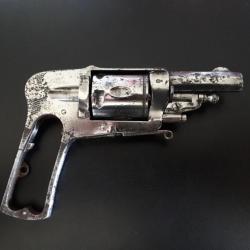 Revolver velodog 6.35 st Étienne 1€ sans prix de réserve