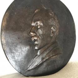 Bas relief en bronze