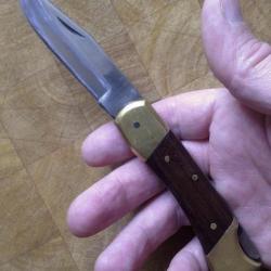 Couteau type Buck 112
