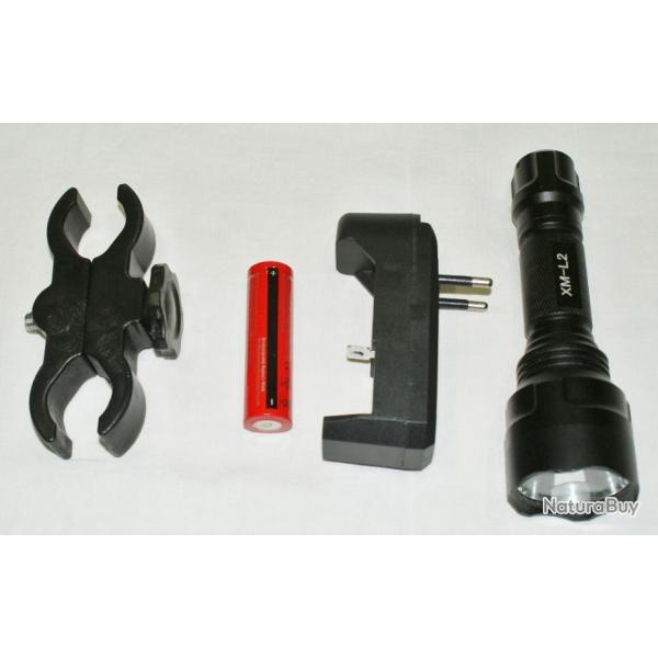 Lampe Torche de Chasse Eclairage Led  5000 Lm  Kit Pile et Chargeur USB
