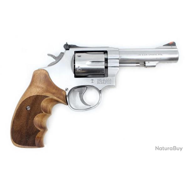 Revolver d'occasion Smith & Wesson Mod. 67 Inox Calibre 38 SP Hausse Rglable