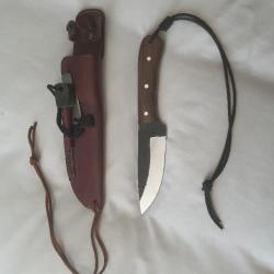 Couteau bushcraft artisanal