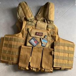 Gilet de combat tan