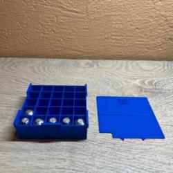Lot de 4 boites bleu + 1 offerte pour 25 balles ronde ou ogivale calibre 50 poudre noire