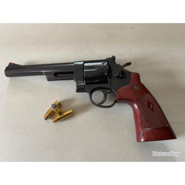 Vends revolver S&W mod: 29-10 grav cal: 44 M
