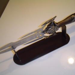 Magnifique dague PREDATOR collector, superbe et imposante introuvable-rare