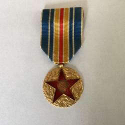 Médaille des blessés militaire  - second type à étoile centrée - Vème république