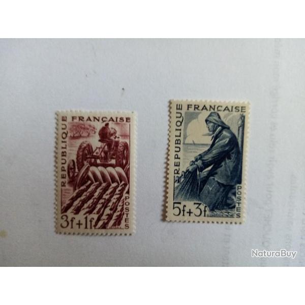 timbres de 3 et 5 Fcs de 1949 N823 et 824 neuf sans charnire