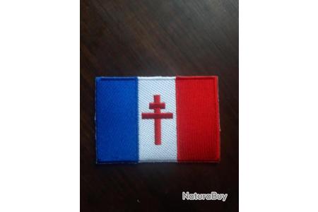 Drapeau français avec la croix de Lorraine
