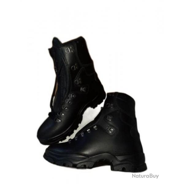 Chaussure de combat climat tempr pointure 41