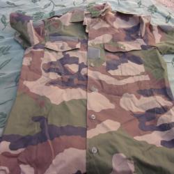 chemise   camouflage taille   39/40