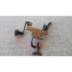Sertisseur à Cartouche Ancien – Calibre à Identifier – Initiales Du Propriétaire – Métal