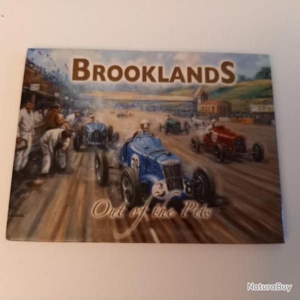 Brooklands, out of the Pits, course automobile,