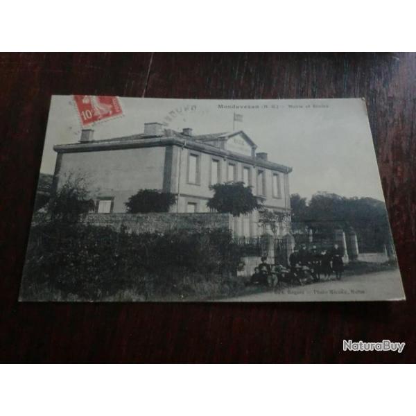 CP  Dpt  31 MONDAVEZAN  MAIRIE ET ECOLES