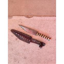Couteau de chasse africain 15cm de lame, 26cm de longueur totale