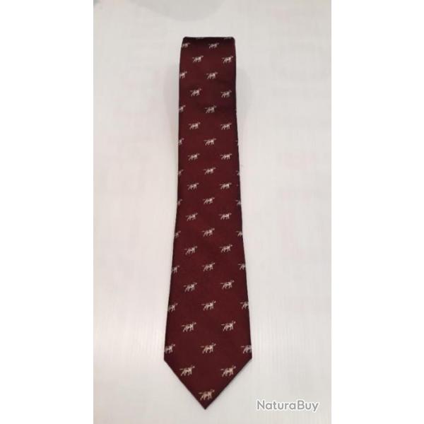 CRAVATE EN SOIE BORDEAUX MOTIF POINTER