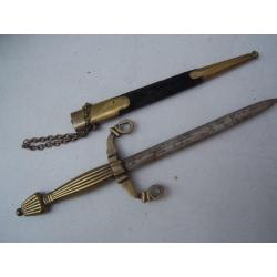 Dague  type Renaissance    XIX éme    Dolch  dagger   fourreau poignard