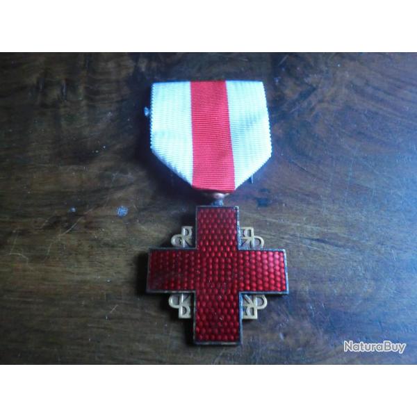 medaille  couleur bronze    recompense  de la croix rouge