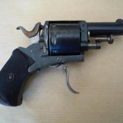 pistolet revolver British Bulldog 320
