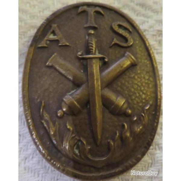 Rare plaque d'identit en bronze d'un ouvrier de l'arsenal de Tarbes (fabrique de munitions)