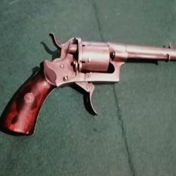 rare pistolet système Lefaucheux calibre 7mm