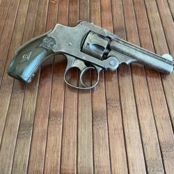 REVOLVER SMITH & WESSON SAFETY 32 S&W