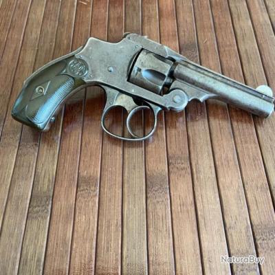 REVOLVER SMITH & WESSON SAFETY 32 S&W