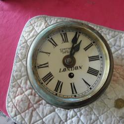 horloge maritime ,smiths Angleterre en laiton vers 1940, Je crois d'un navire de convoi