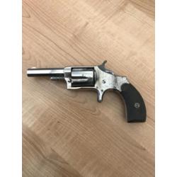 Revolver Harrington & richardson model 1/2 pocket cal 32 rimfire superbe état