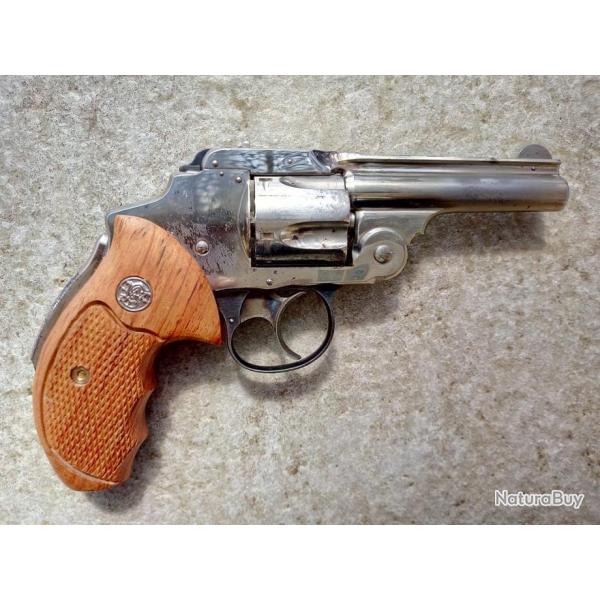 revolver Smith Wesson calibre 38 sw excellent état vente libre catégorie d