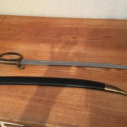 Sabre de collection avec son fourreau