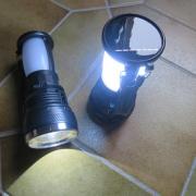 Lampe torche solaire et secteur - Ducatillon