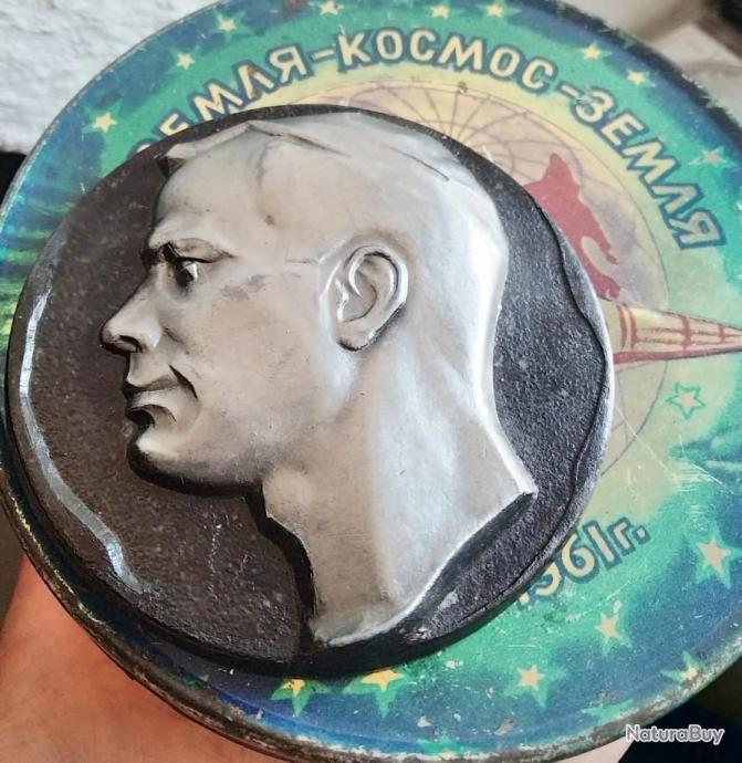 Médaille russe soviétique URSS 40 ans des forces armées de l'URSS