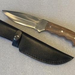 Couteaux de chasse lame fixe avec manche en bois de teck n°6
