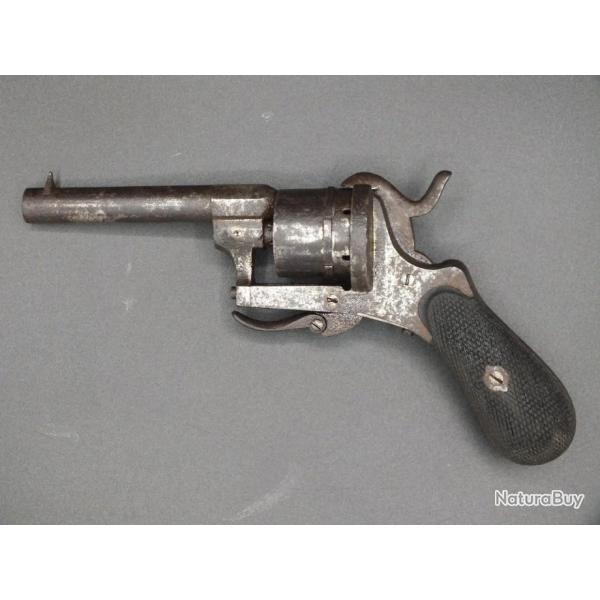 Revolver type Lefaucheux cal.7mm  broche fabrication belge A REPARER